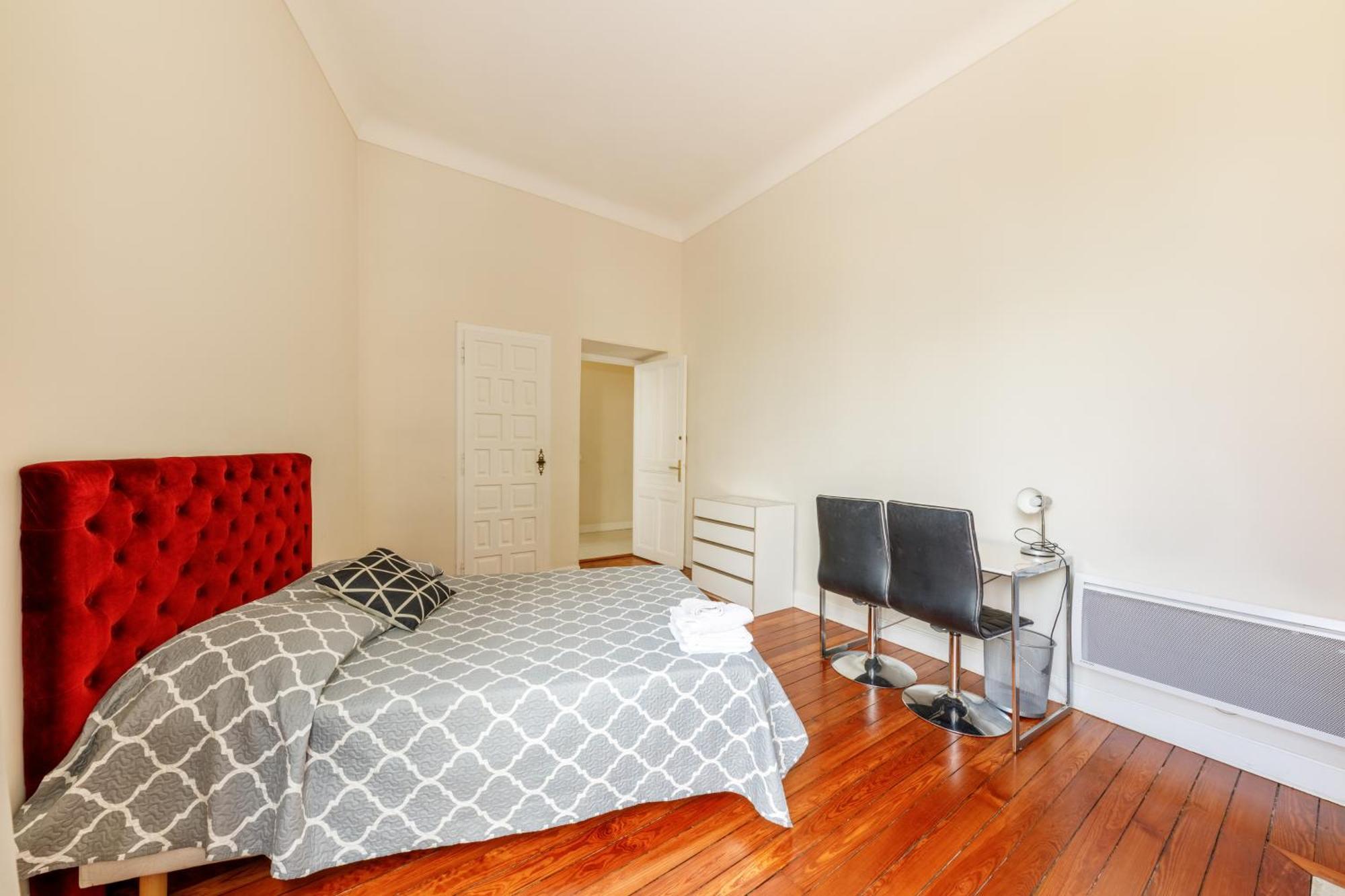 Prestige Designer Apartment, Super Nizza